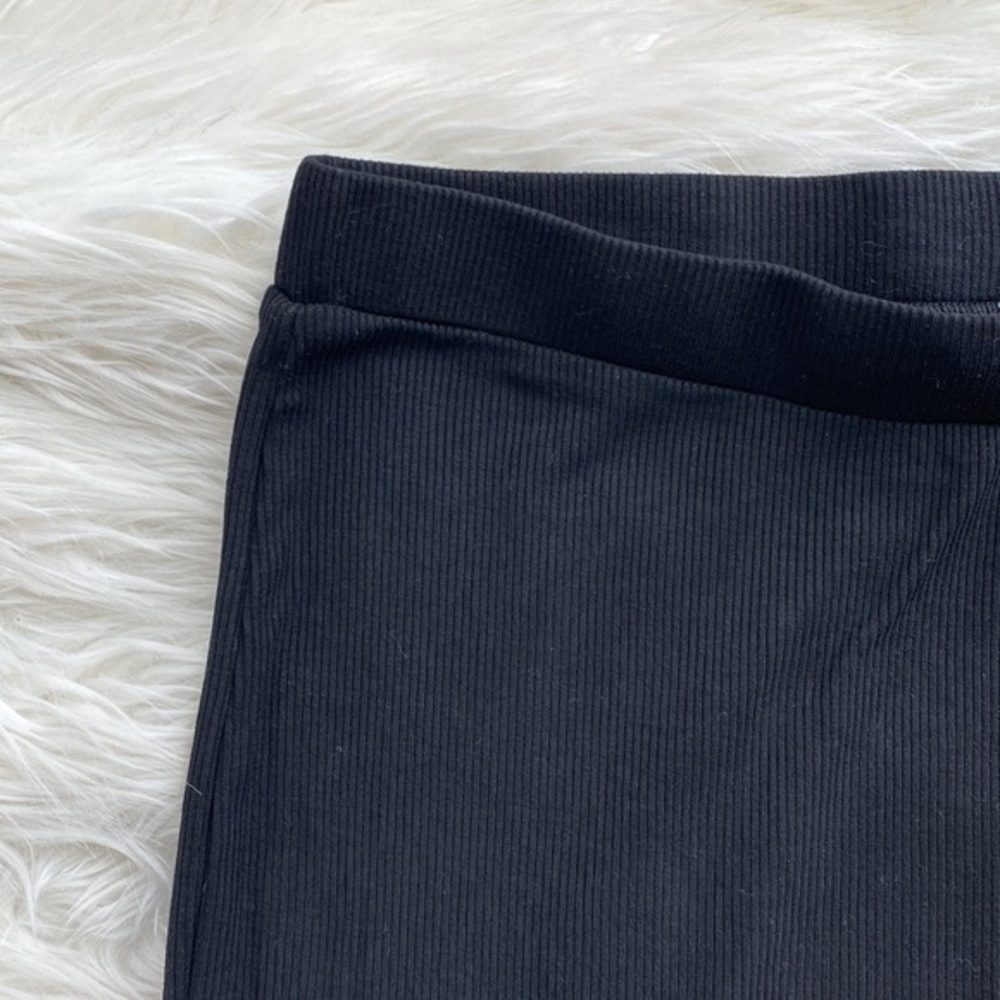 Superdown | Mandy Ribbed Flare Pant - Picture 6 of 14
